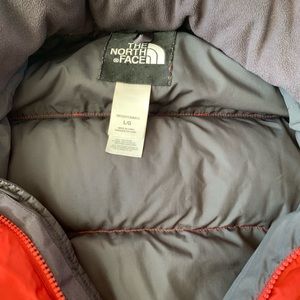North Face goose down men’s size large puffer.